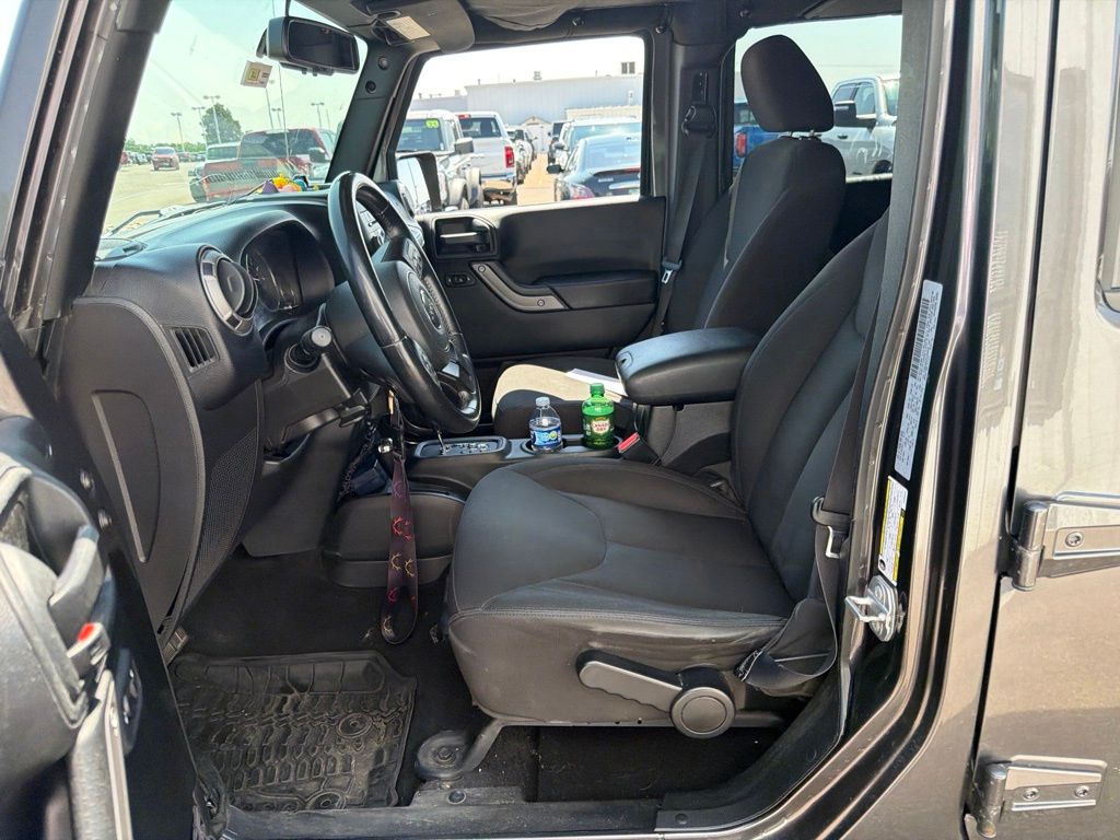 jeep wrangler unlimited 2017 1C4BJWDG2HL634422 image jeep wrangler unlimited 2017 1C4BJWDG2HL634422 image